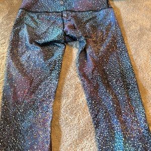 Lululemon leggings size 6 perfect condition hardly worn 28”